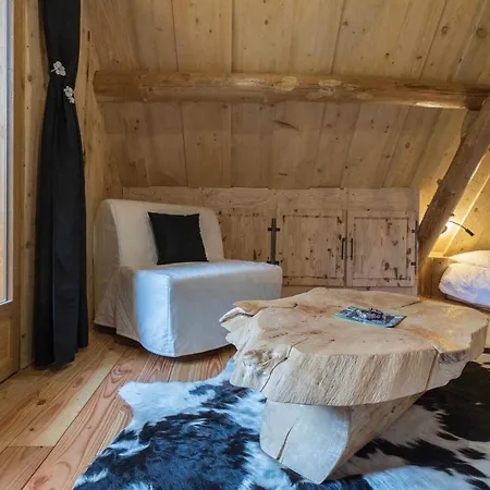 Le Chalet Pyrenees Emotions 度假居 *
